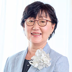 若松 真理子 LLC